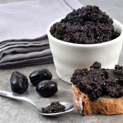 Paté De Aceitunas Negras Casero