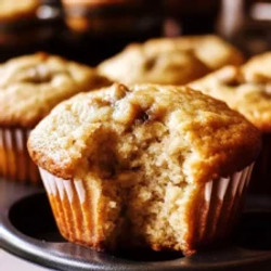 Soft &amp; Fluffy Banana Muffins