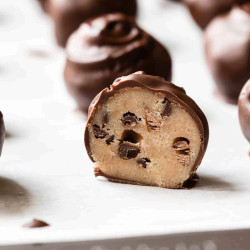 Chocolate Chip Cookie Dough Truffles