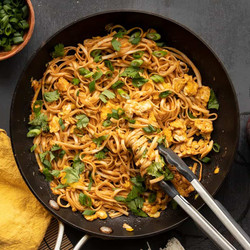 Spicy Sriracha Noodles
