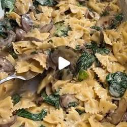 Creamy Garlic Mushroom Pasta