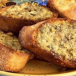 Basil Pesto Bread Rounds