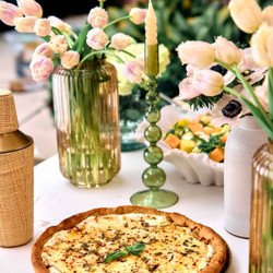 Garlic Parmesan Bread Pizza