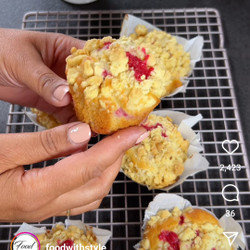 Red Currant Crumble Muffins