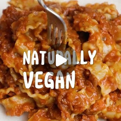 Naturally Vegan: Sugo Finto/ Scappato 🍝🍅🍷