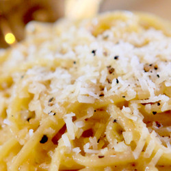 Pasta Cacio E Pepe
