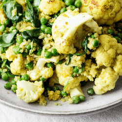 Cauliflower Chickpea Curry &amp; Quinoa
