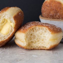 Naturally Leavened Bomboloni (doughnuts)