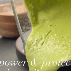 High-protein Broccoli Feta Soup