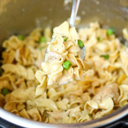 Instant Pot Tuna Noodle Casserole