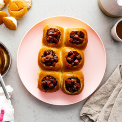 Super Easy Chinese Bbq Pork Pull Apart Buns Aka Cheater’s Cha Siu Bao · I Am A Food Blog