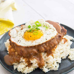 Loco Moco (hawaiian Beef Patty With Brown Gravy)
