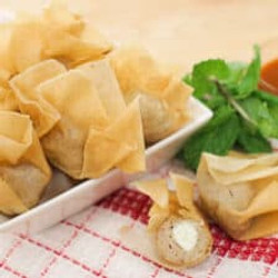 Crispy Chicken &amp; Cheese Purses Recipe ถุงทองไก่ชีส