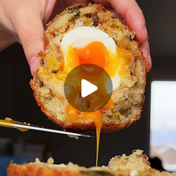 Stuffing Scotch Egg - CarolinaGelen