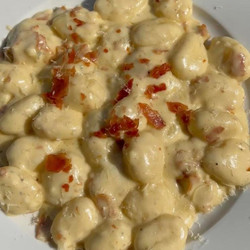 Gorgonzola Gnocchi With Crispy Prosciutto