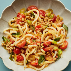 Miso Butter Noodles With Tomatoes and Spring Onions