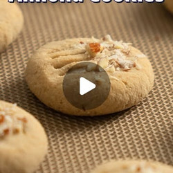 2 Ingredients Almond Cookies