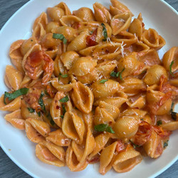 Tomato Basil Vodka Sauce