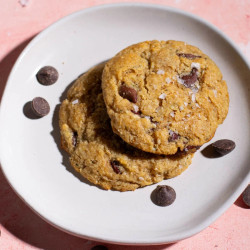 Gluten-free Protein Chocolate Chip Cookies