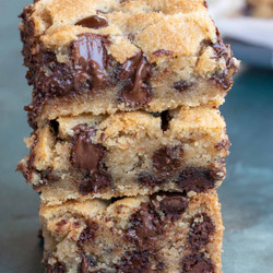Chocolate Chip Cookie Bars