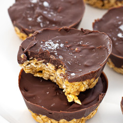 No Bake Peanut Butter Oat Cups