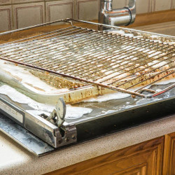 How To Get Sparkling Clean Oven Racks In 5 Easy Steps