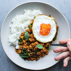Chicken &amp; Basil Stir Fry