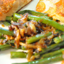 Caramelized Onion Green Beans