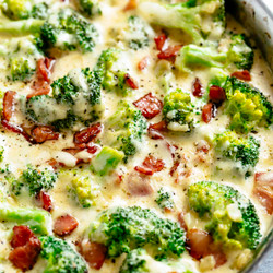 Creamy Garlic Parmesan Broccoli &amp; Bacon