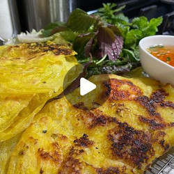 Banh Xeo/vietnamese Savory Sizzling Crepe