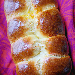 4 Egg Yolk Brioche Bread