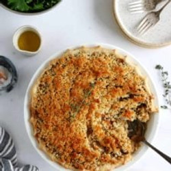 Leek And Mushroon Pot Pie With Crumble Topping