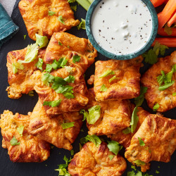 Creamy, Cheesy Buffalo Chicken Puffs