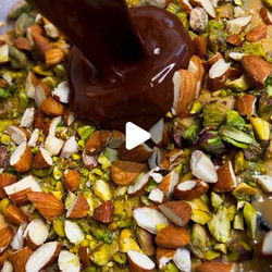 No-bake Chocolate Nut Bars