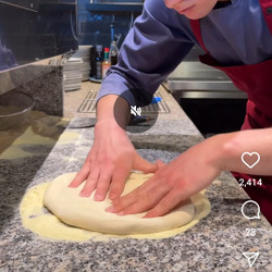 PIZZA STRETCHING