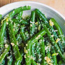Garlic Green Beans With Olive Oil And Parmesan