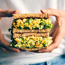 Vegan Smashed Chickpea Sandwich