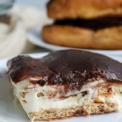Simply Sweet No-bake Eclair Cake Recipe