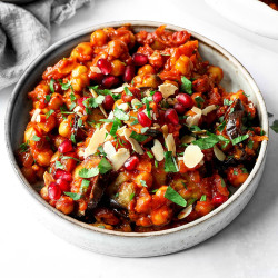 Vegan Aubergine Chickpea Bake