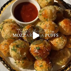 Garlic Parmesan Mozzarella Puffs