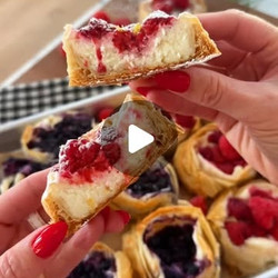 Phyllo Cheesecake Tarts
