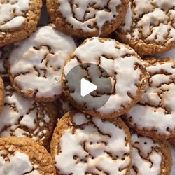 Iced Gingerbread Oatmeal Cookies