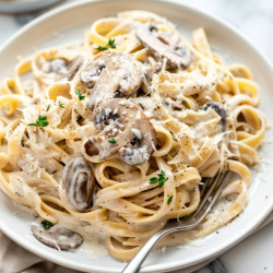 Creamy Mushroom Pasta
