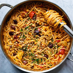 One-pot Vegan Puttanesca