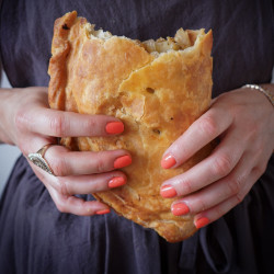 A Proper (vegan) Cornish Pasty