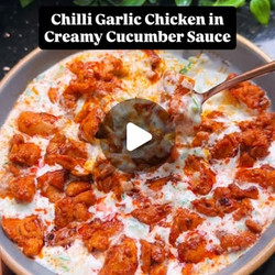 Chilli Garlic Chicken Bites With Cucumber Yogurt Sauce