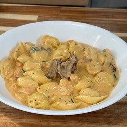 Viral Lobster Bisque Pasta