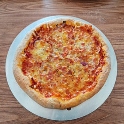 Glutenfreier Heller Pizzateig