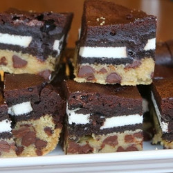 Slutty Brownie (Choc Chip Cookie, Oreo, Brownies)