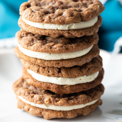 Homemade Oatmeal Cream Pie Recipe